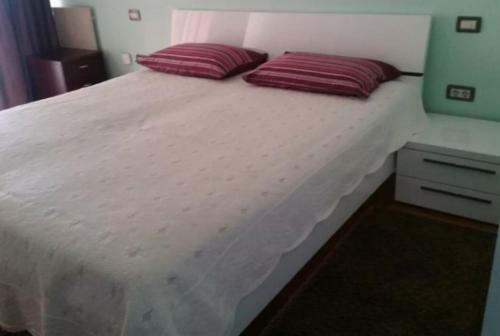 Apartments In Villa Azra