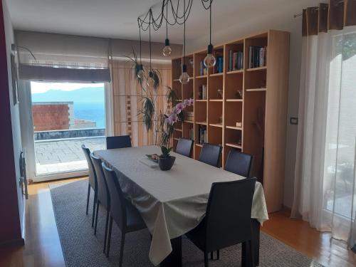 Apartments In Villa Azra