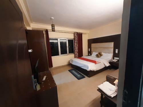 Hotel Mussoorie International