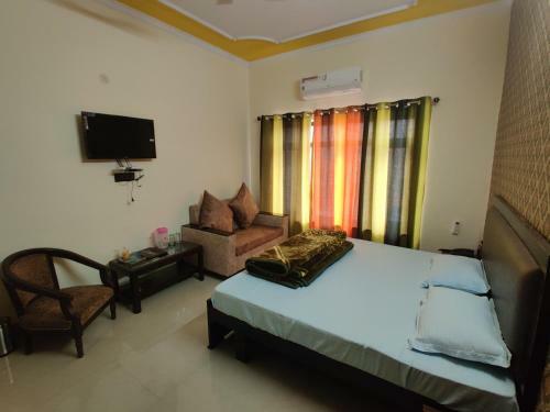 Aashriwad Hotel