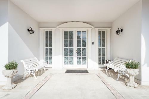 Bed & Breakfast White House