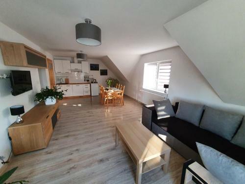 Hostal Mtk Pokoje I Apartamenty
