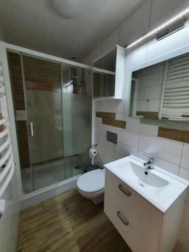 Hostal Mtk Pokoje I Apartamenty