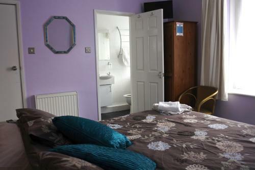 Bed & Breakfast Smugglers Rest