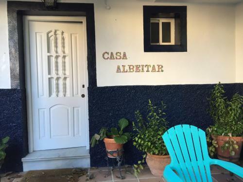 Casa Alb�itar