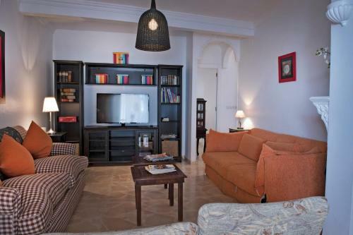 Casa Alb�itar