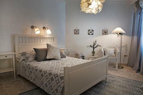 Casa Alb�itar