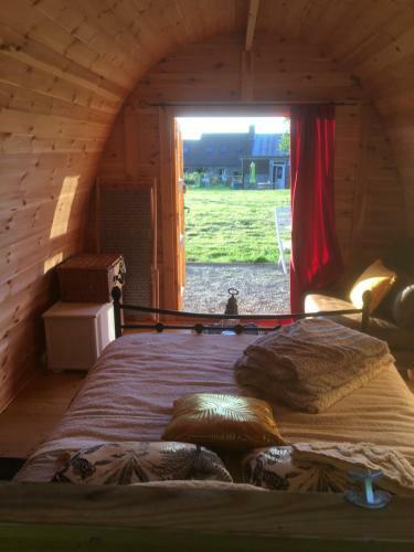 Captivating 1-bed Pod In Passais-villages