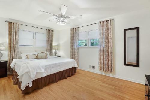 Villa Riverside Retreat