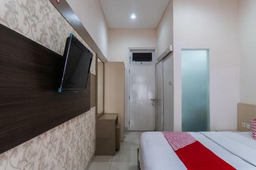 Oyo 787 Hotel Kuwera Inn