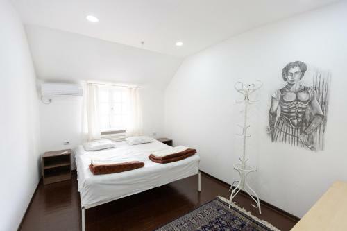 Light Hostel