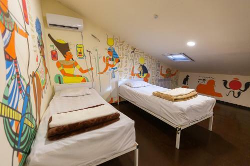 Light Hostel