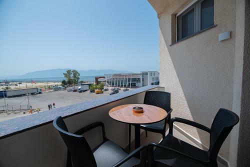 Hotel Portside Gf