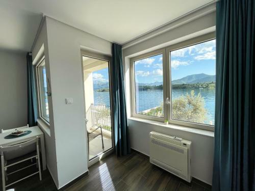 Apartments Maestral