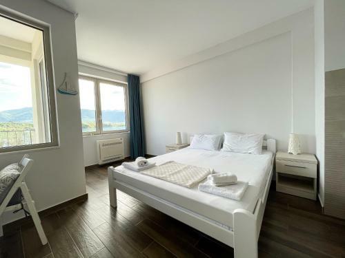 Apartments Maestral