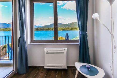 Apartments Maestral