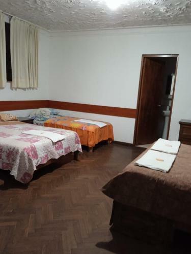 Hostal Hospedaje Schell