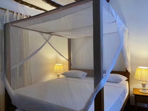 Brow Eagle Beach Villa, Watamu