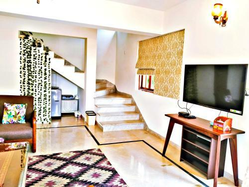 Villa De Plumeria 2bhk Pool 1km Candolim Beach!
