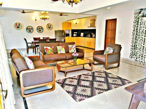Villa De Plumeria 2bhk Pool 1km Candolim Beach!