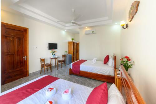 Beach Palm Villa Hoi An