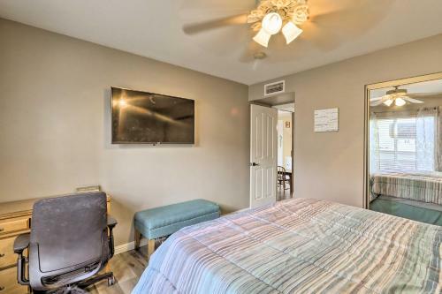 Peoria Home With Outdoor Oasis, 3 Mi To Golfing
