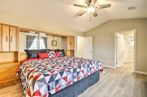 Show Low Home With White Mountain Lake Access!