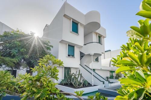 Optimist, Apartament Las Americas