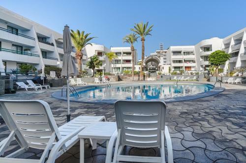Optimist, Apartament Las Americas