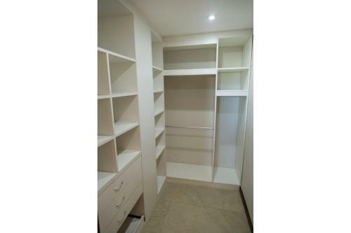 Apartamento Luminoso, Acogedor Y Moderno!!