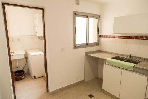 Apartamento Luminoso, Acogedor Y Moderno!!