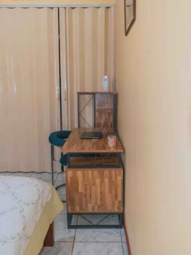 Linda Casa De Verano Con Amplias Zonas Verdes