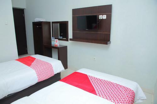 Oyo 1325 Grand Wisata Hotel