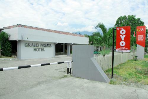 Oyo 1325 Grand Wisata Hotel