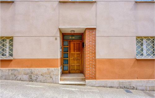 Stunning Home In Badar�n With Wifi And 5 Bedrooms