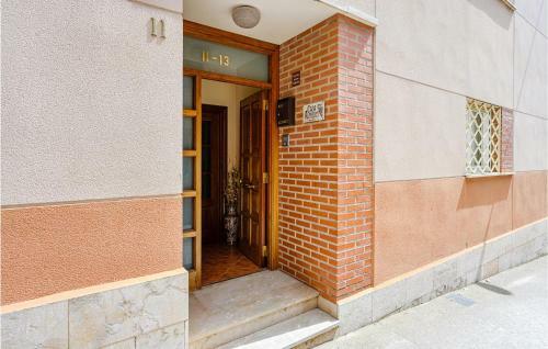 Stunning Home In Badar�n With Wifi And 5 Bedrooms