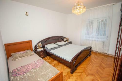 Apartment Perku?i? Nemira Vidovac