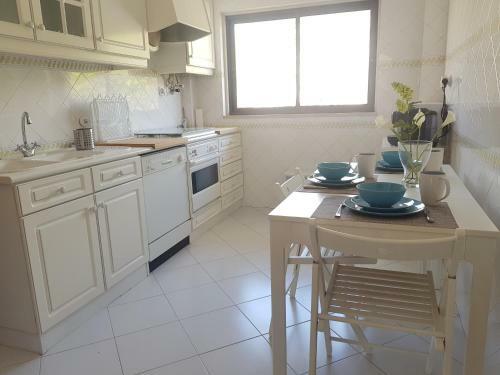 Ocean Cascais - Apartment With Swimming Pool