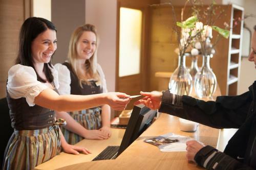 Hotel �bergossene Alm