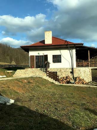 Hostal Pensiunea Rosia