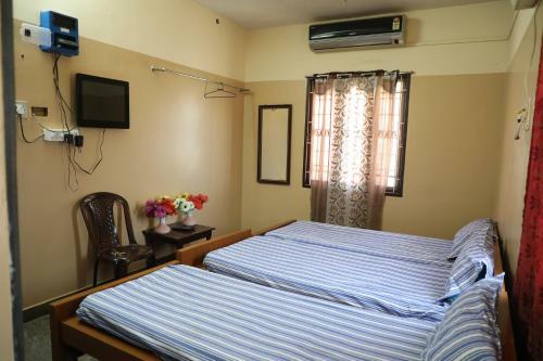 Hotel R. Ve. R Residency