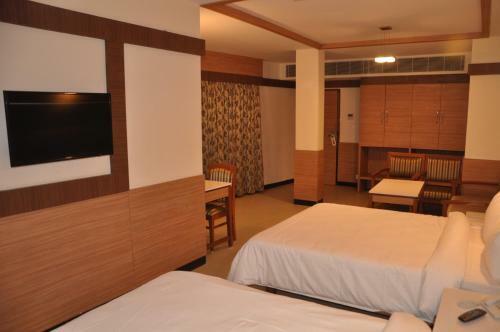 Hotel Sms Grand Inn