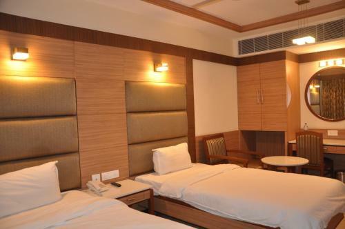 Hotel Sms Grand Inn