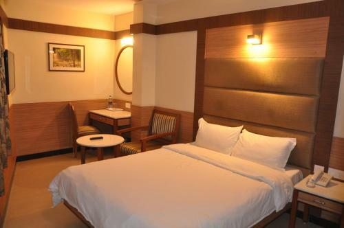 Hotel Sms Grand Inn