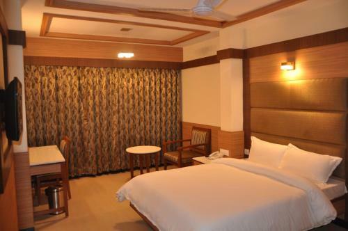 Hotel Sms Grand Inn