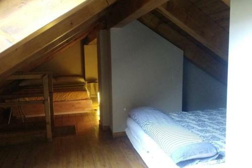 Apartamento Acojedor �tico De Monta�a