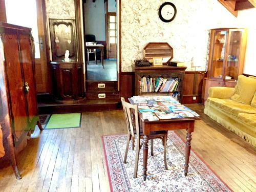 Bed & Breakfast Chambres Chez L'habitant Et Table D'h�tes Crocq
