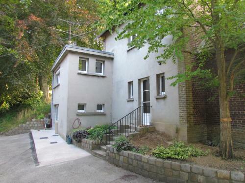 Le Domaine Des Roches, Auberge Collective