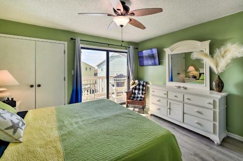 Apartamento Oceanside Emerald Isle Condo, Steps To Beach!