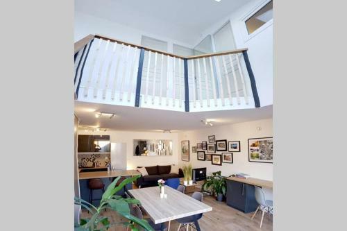 Apartamento Loft Renovation With A Private Garden